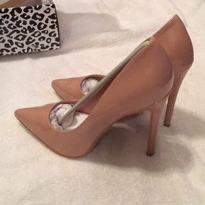 Nude pointed toe heels! Louboutin look-alike!